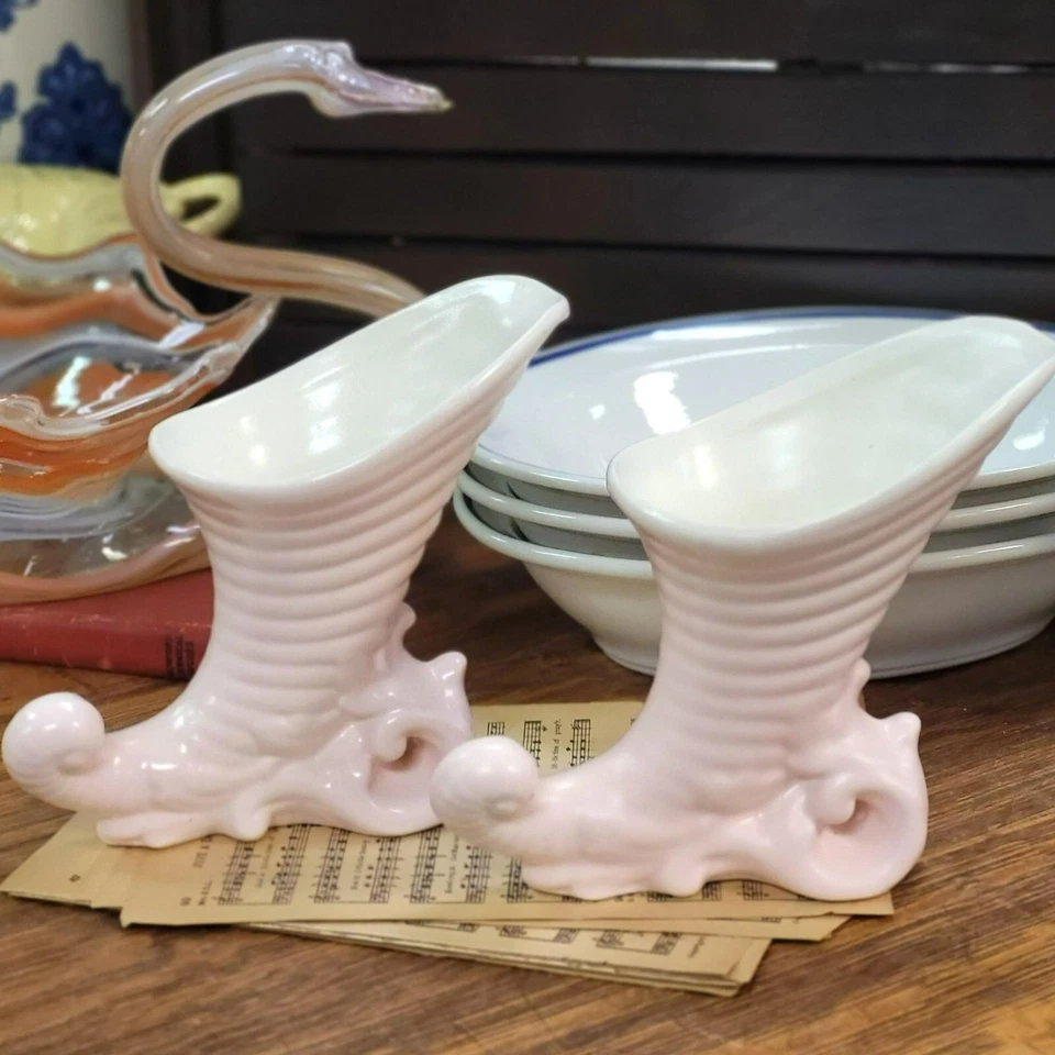 Cornucopia Ceramic Vase/Planter Pink and White set of 2 - Image 3 of 4