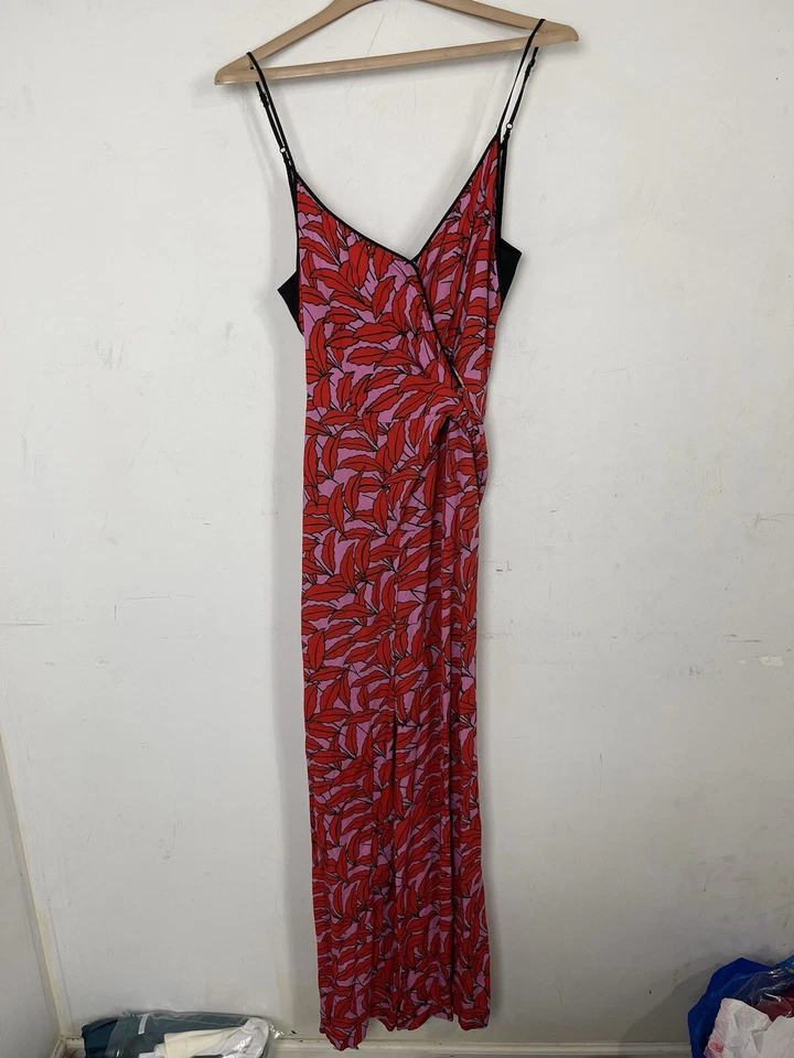 Diane Von Furstenberg Womens Jumpsuit 6 Red Floral Wrap Sexy Date Night Travel - Image 3 of 4