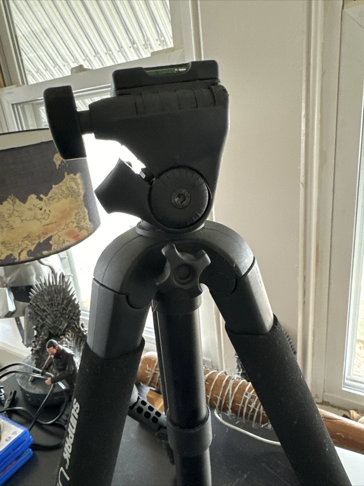 SUNPAK PLATINUMPLUS ULTRA 7000TM 70" HEAVY DUTY TRIPOD No Adapters - Image 3 of 4