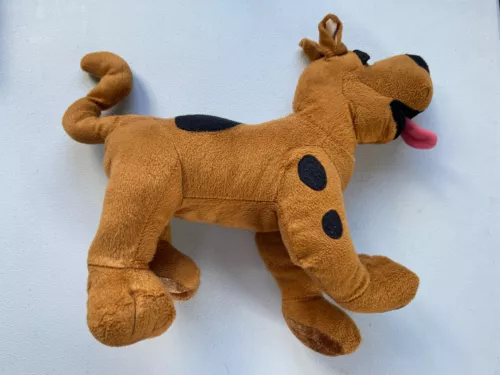 Scooby Doo vintage plush exclusively for Six Flags Grand Prairie, Texas 