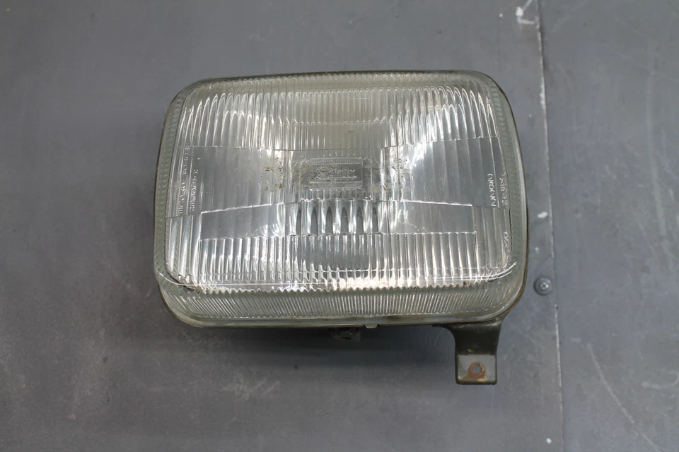 STANLEY SUZUKI 1983 GS550 E SINGLE HEADLIGHT HEAD LAMP #3 - Image 3 of 4