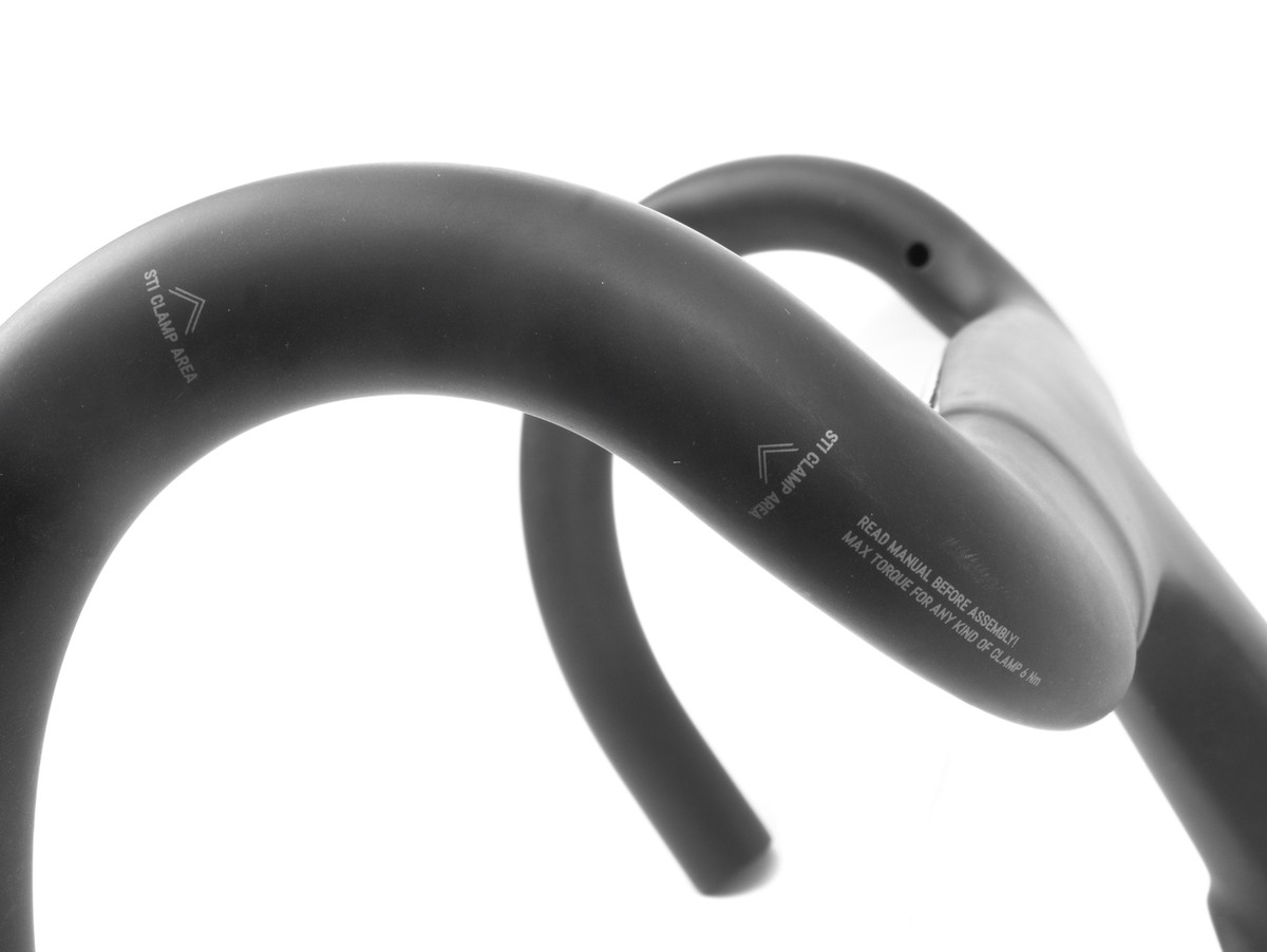 NEW Canyon CP10 Integrated Aerocockpit CF Carbon Aero Handlebar