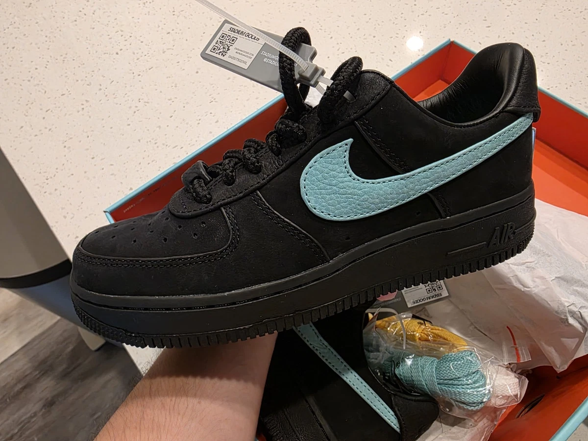 Preços baixos em Nike Air Force 1 Low x Tiffany & Co. 1837 | eBay