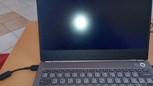 Lenovo ThinkBook 13s IWL engineering sample - Picture 6 of 9