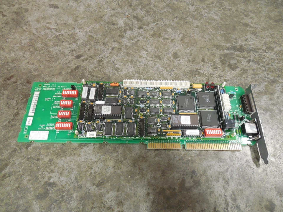 Módulo de interfaz de PC GE Fanuc IC660ELB906N USADO Foto 2 de 4