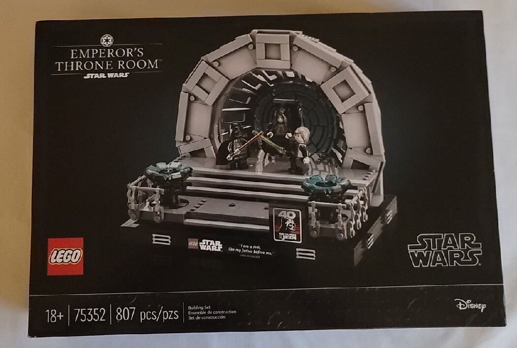 Lego 75352 Star Wars EMPEROR'S THRONE ROOM Diorama NEW minifigures