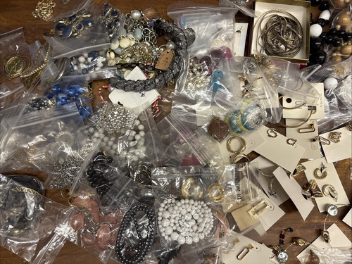11.4 lb Bulk Lot Mixed Jewelry Wearable Craft Scrap Parts Repairs Treasure Hunt
