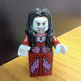 Lego Minifigure Lord Vamyre's Bride Monster Fighters 9468 10228 NICE