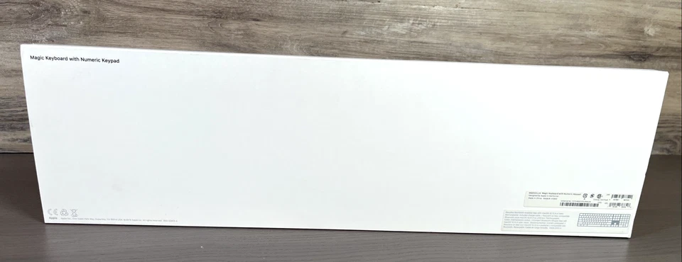 Apple Magic Keyboard White A1843 w/ Numeric Keypad - Wireless Bluetooth - New - Image 4 of 4