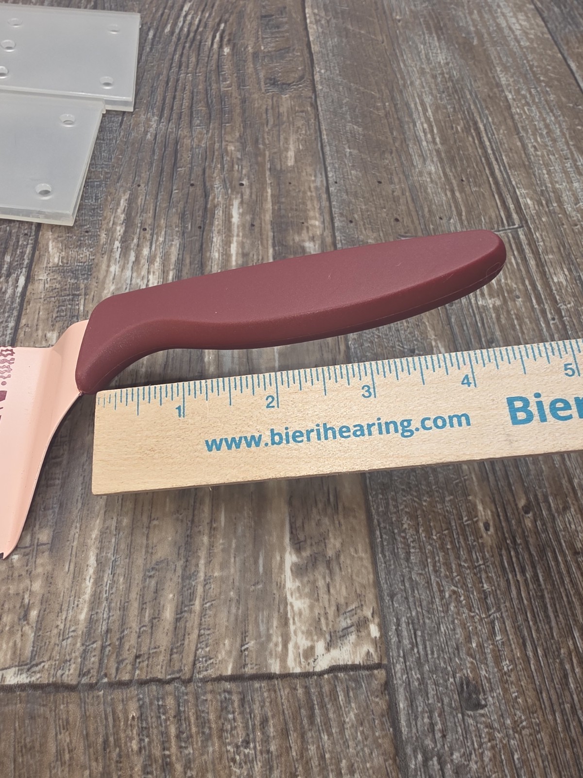 Temptations Spatula Old World Red Serrated Servers w/Cases SET OF 2 Cake Pie VGC