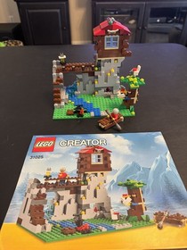 LEGO CREATOR 31025 Mountain Hut 99.8% complete with manuals