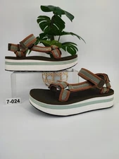 Teva Women’s Platform Universal Olive/Sea Foam Platform Sandals Size 7 US