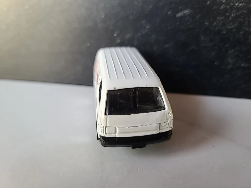 Camión de juguete Maisto furgoneta de reparto Foto 3 de 4