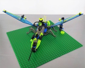 LEGO 6907 Space Insectoid Sonic Stinger Alien Insect Minifig Series