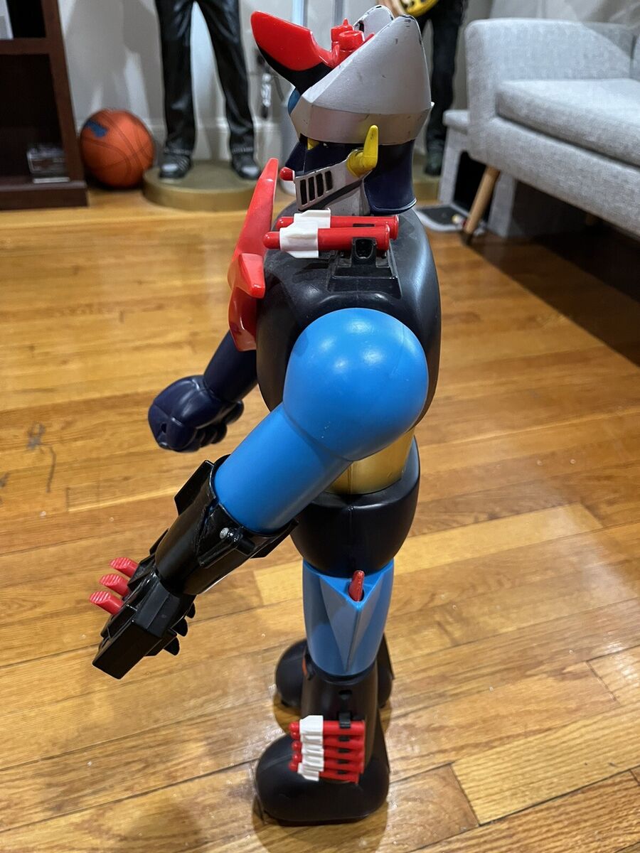 Vintage 1970s Shogun Warriors Jumbo 24 Vintage 1970s Shogun Warriors Jumbo 24