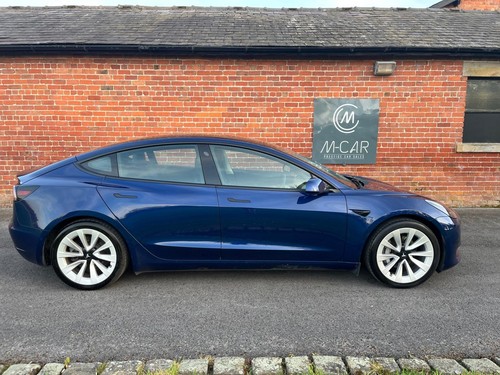 2020 Tesla Model 3 Standard Plus 4dr Auto SALOON Electric Automatic - Picture 3 of 20