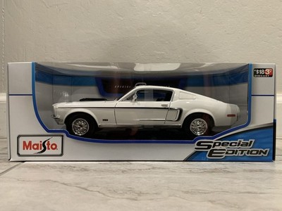 Maisto 1:18 Diecast Special Edition 1968 Ford Mustang GT Cobra Jet White NEW
