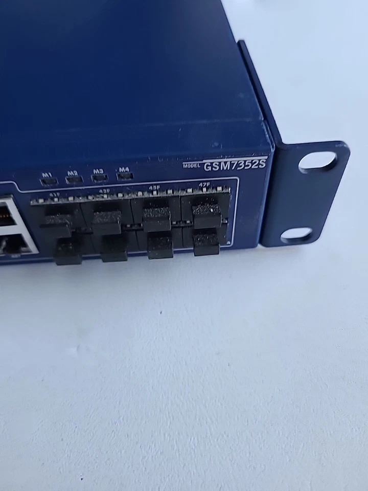 NetGear (GSM7352S) 48-Ports External Switch Managed stackable - Image 2 of 3
