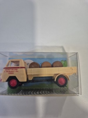 Epoche 103225 Tempo Matador I HL Marmot Weinkellerei Mit Fässern in OVP (10KK)
