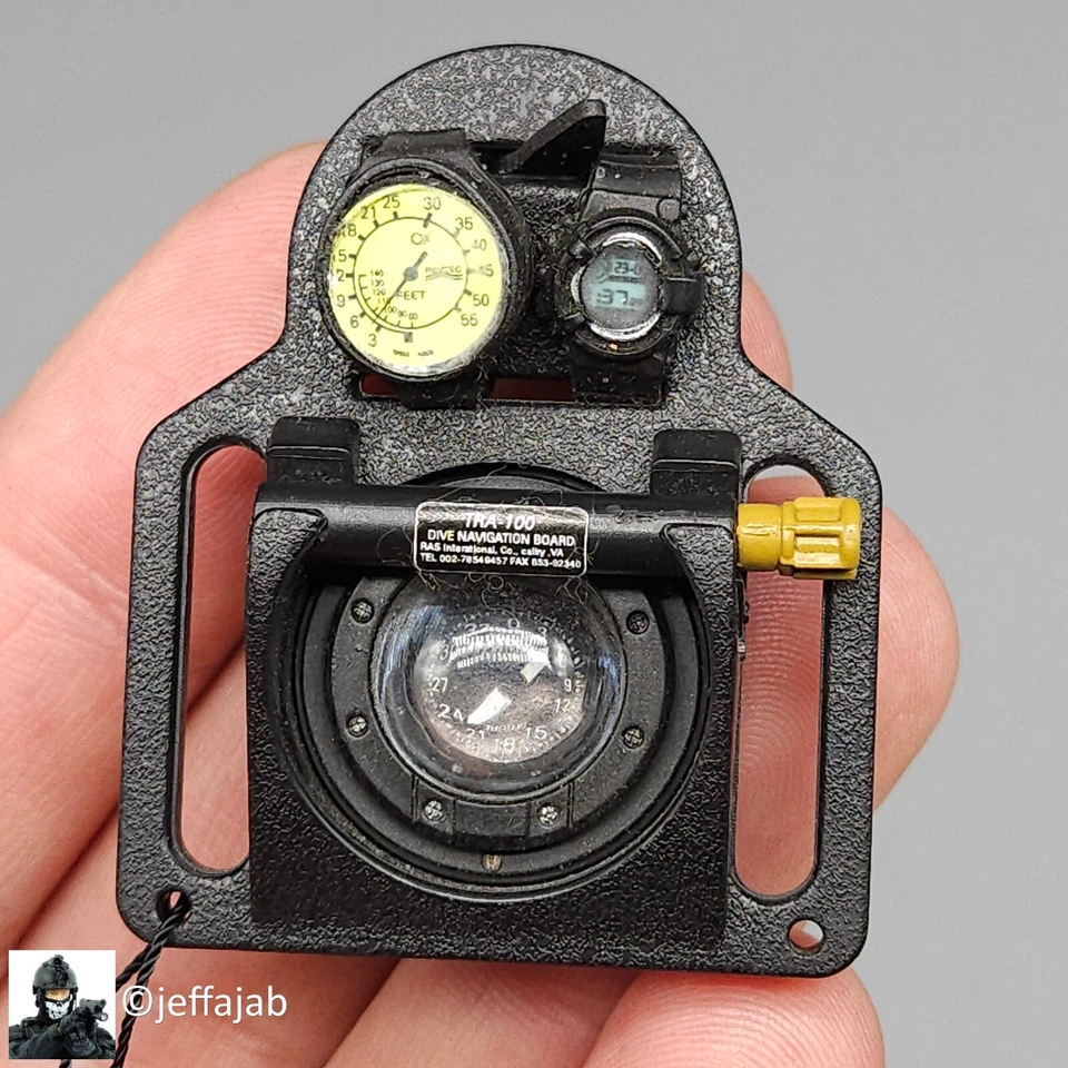 Tabla de buceo 1:6 Hot Toys Navy SEAL UDT SCUBA para figuras de 12" Foto 3 de 4