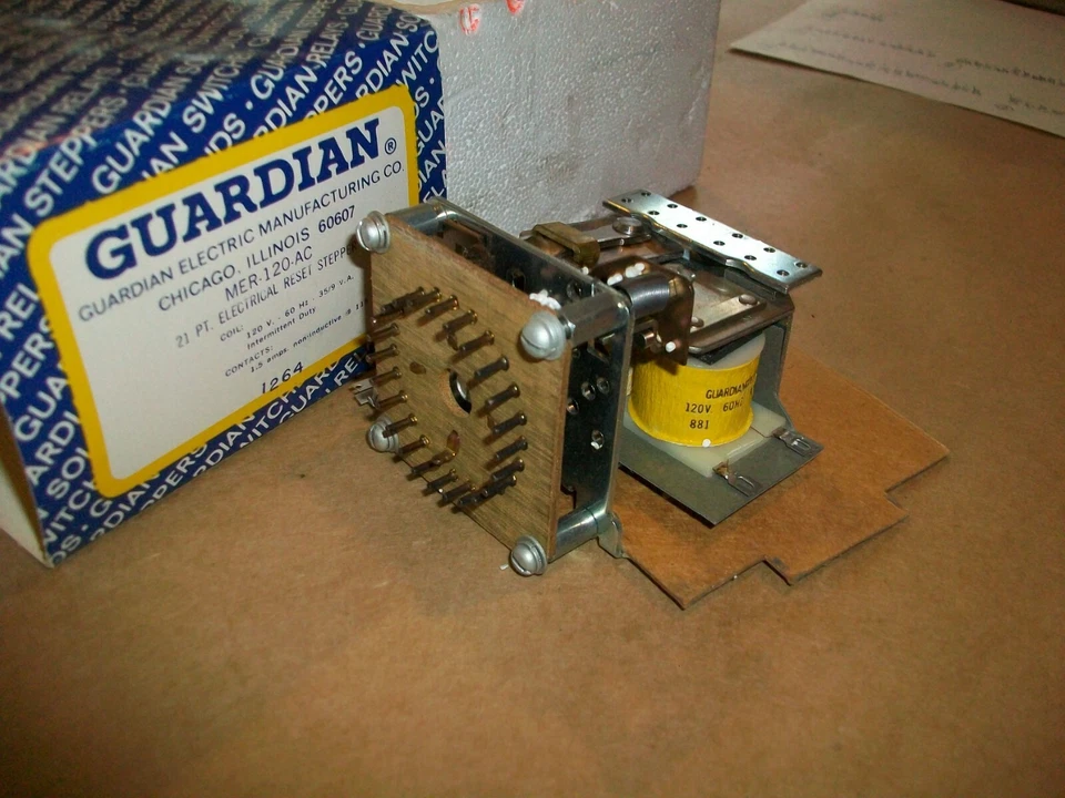 GUARDIAN MER-120-AC 21pt  ELECTRICAL RESET STEPPER COIL 120V 60HZ 1.5A - Image 2 of 3