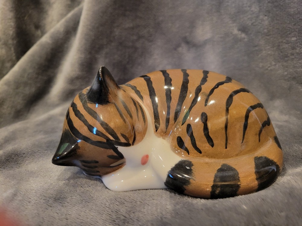 Vintage Sleeping Cat.