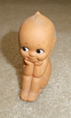 Vintage Cameo Rose O'Neill Kewpie Sitting Vinyl Character Doll 3.5