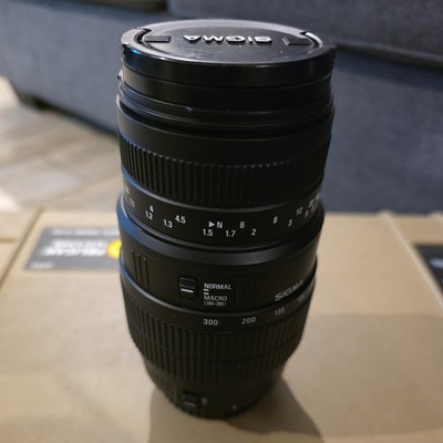 Sigma 70-300mm f/4-5.6 APO DG Macro Lens for Canon EF Mount