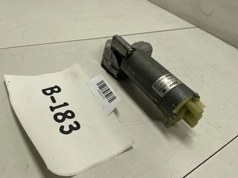 Volkswagen Touareg 2005 motor de ajuste del asiento del lado del conductor delantero izquierdo OEM+ Foto 2 de 4