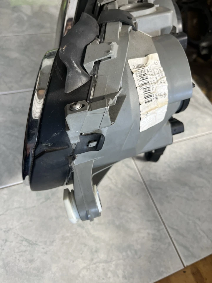 98-03 Mercedes W208 CLK320 CLK55 AMG Faro Pasajero Derecho Lámpara Xenón OEM Foto 4 de 4