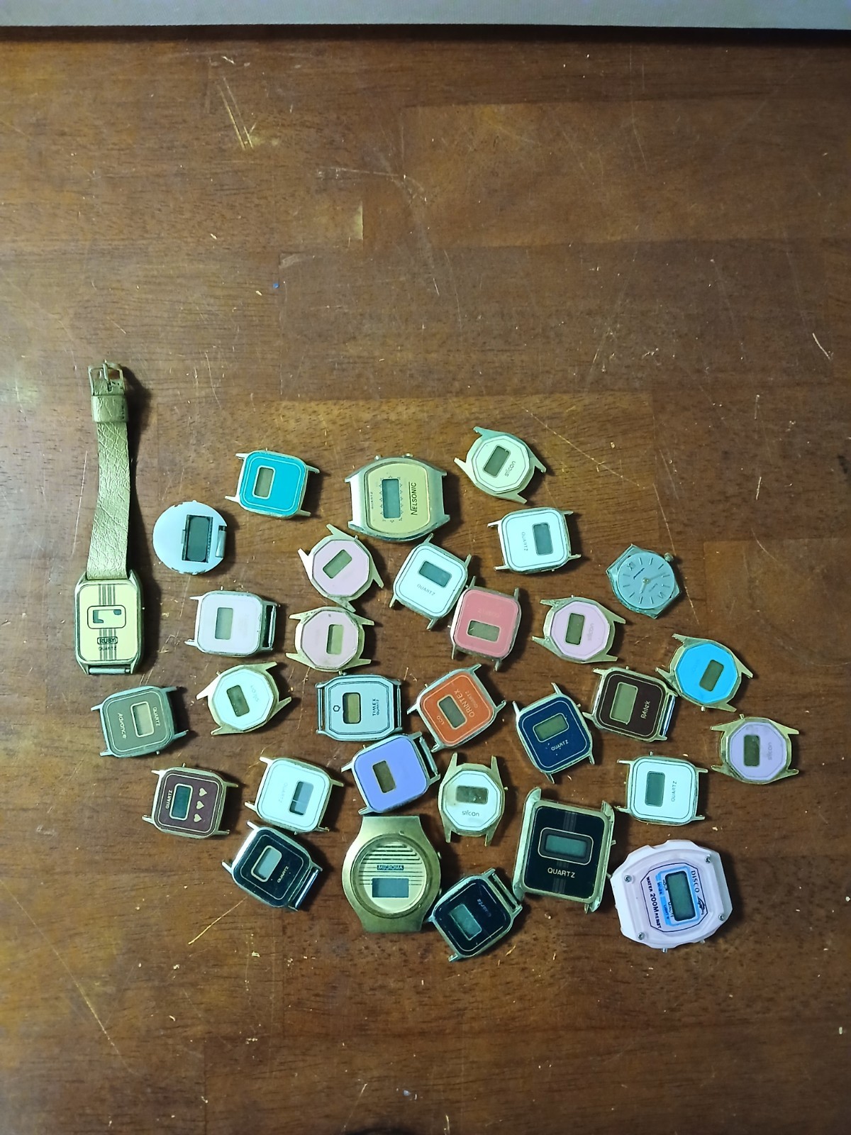 Lot Vintage Watch - vintagewatches.pk