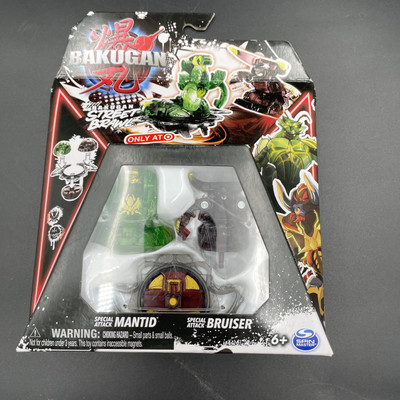 Bakugan Street Brawl Mantid and Bruiser Action Figure Set