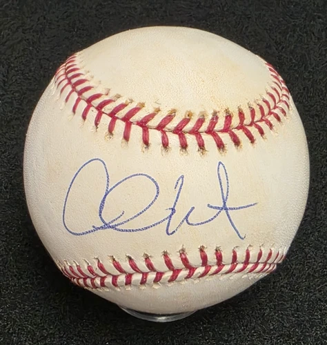 CHASE UTLEY Signed Official Game Baseball-PHILADELPHIA PHILLIES-JSA