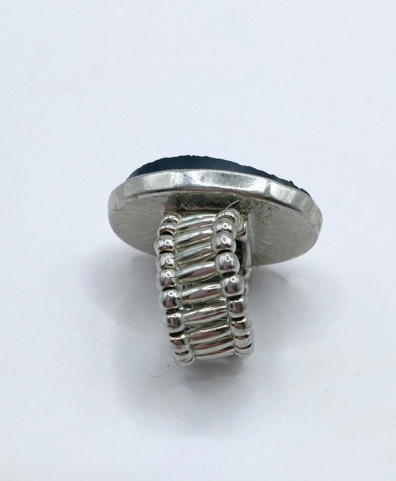 Anel elástico de quartzo druso tom prata - Imagem 3 de 4