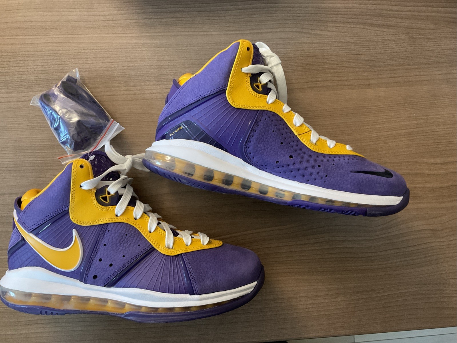 LeBron 8 Lakers
