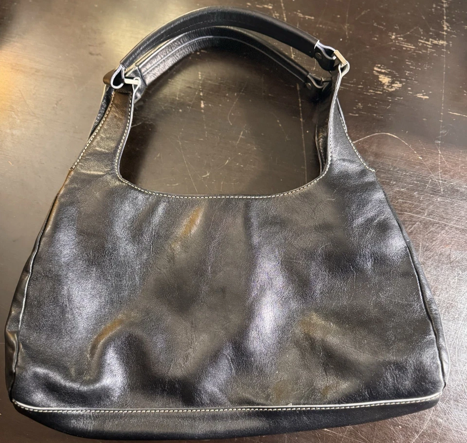 Cartera de cuero negra Hype Foto 4 de 4