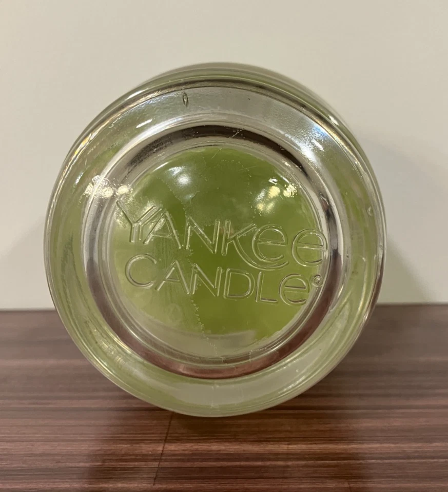 Yankee Candle PINEAPPLE CILANTRO tarro grande mecha única vela verde 22 oz NUEVO Foto 3 de 4