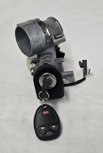 2007-2010 Saturn Sky Ignition Switch Assembly With Cylinder Housing And Key Oem - Image 2 of 4
