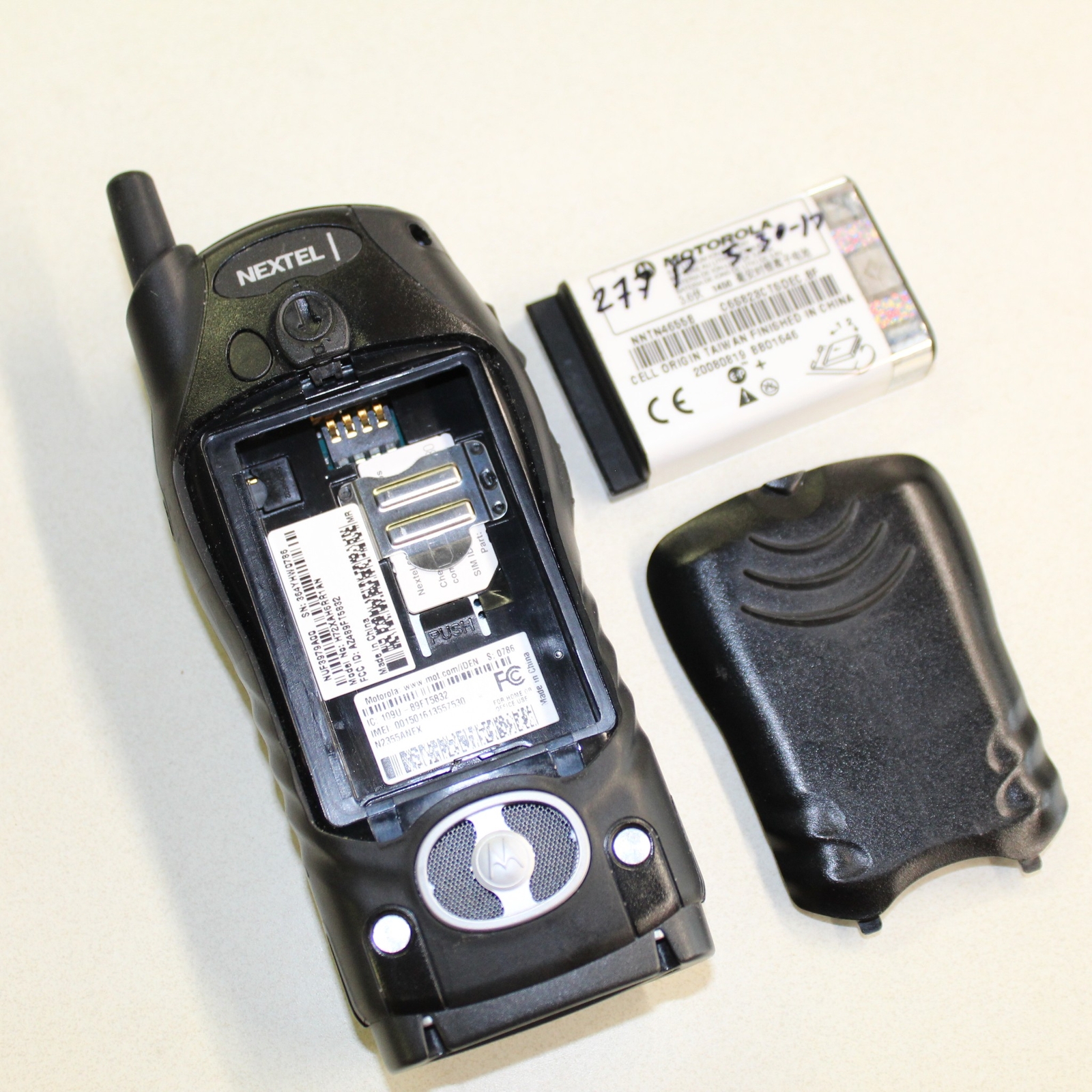 Motorola i355 (Nextel) Cell Phone iDen Direct Talk PTT - Black