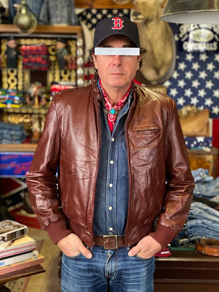 Size 42US / 52EU. Vintage leather jacket by Wilson - Imagen 2 de 4