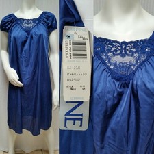 NOS Vintage LORRAINE Navy Blue Nylon Lace NIGHTGOWN NIGHTIE - Size S