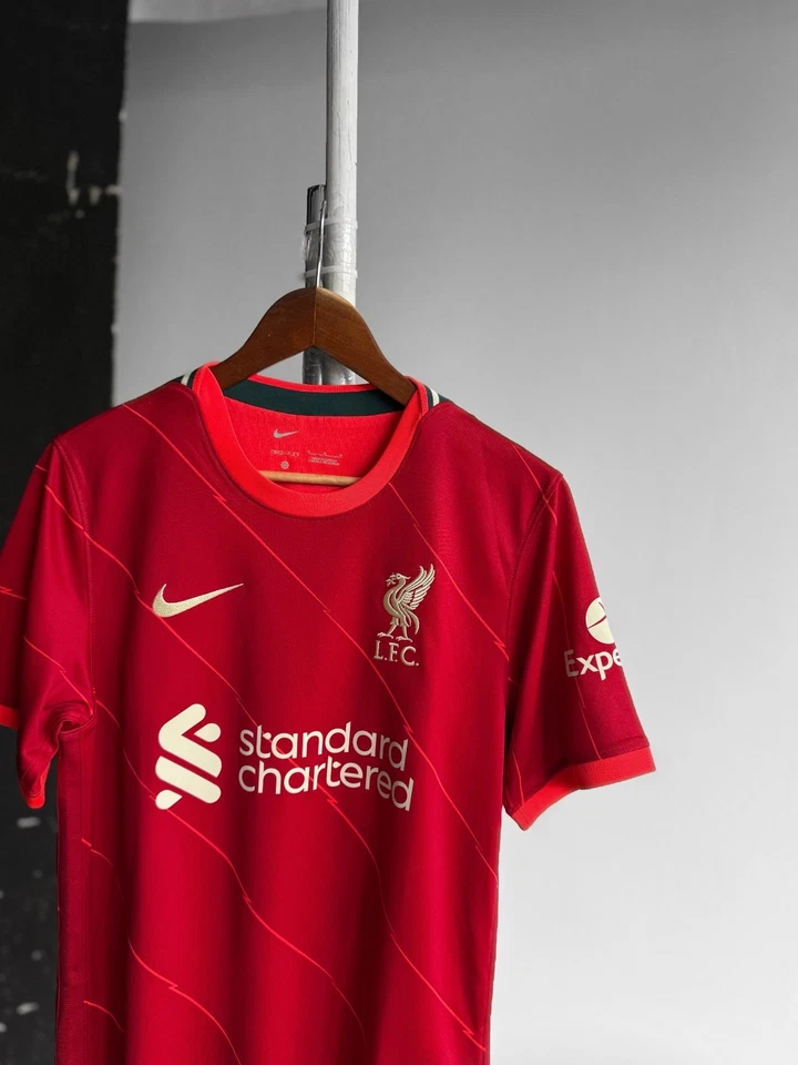 Nike x FC Liverpool Hombres Auténtico 2021/22 Rojo Home Fútbol Camiseta Talla M - Imagen 2 de 4