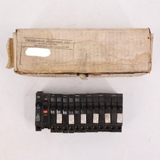 Lot of 11 Crouse-Hinds 15A Circuit Breakers Twin Duplex Non-CTL MH/MM GE