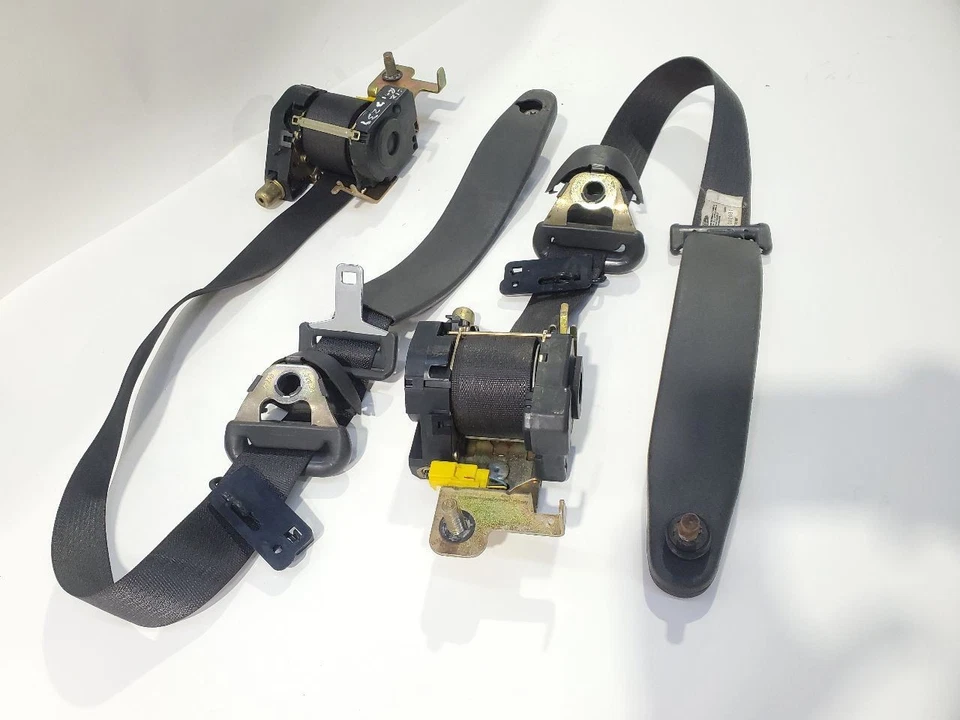 Par de cinturones de seguridad delanteros Mercury Marauder 2003 2004 OEM Foto 2 de 4