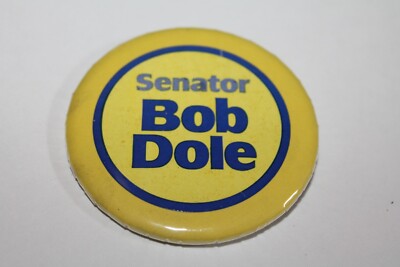 Senator Bob Dole Campaign button pin 2.5'' Yellow and Blue