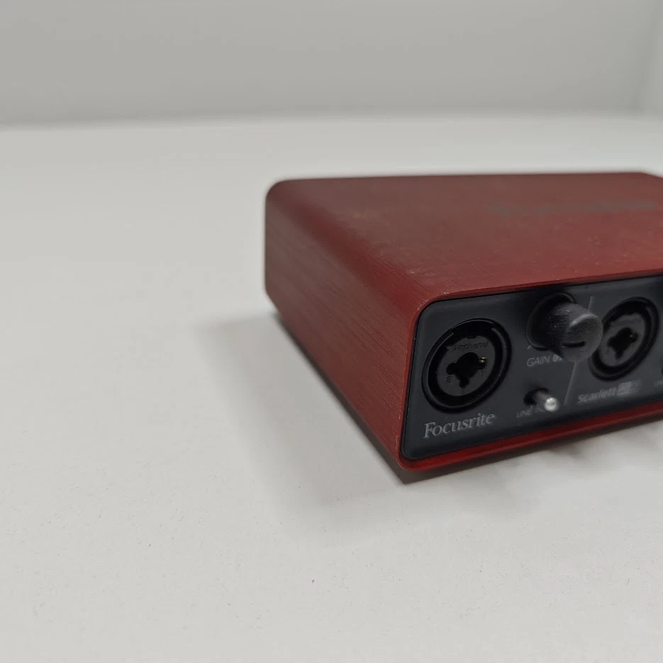 Focusrite Scarlett 2i2 Audio Interface - For Parts/Repair, Untested - Image 2 of 4