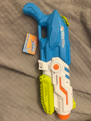 NERF Super Soaker Lightening Splasher Water Gun  20ft Range Ages 6+ t5