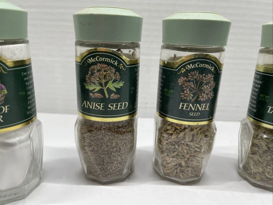 Juego de 7 tarros de especias McCormick de colección con tapa verde molido salado elegante caducado Foto 3 de 4
