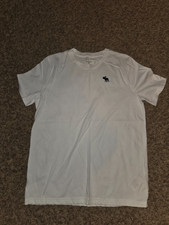 Boy's Abercrombie kids tshirt size 15/16