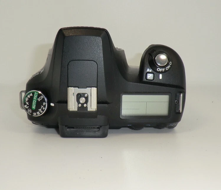 Pentax K K100D super 6.1MP Digitalkamera - Schwarz Body  FK 0147 - Bild 3 von 4